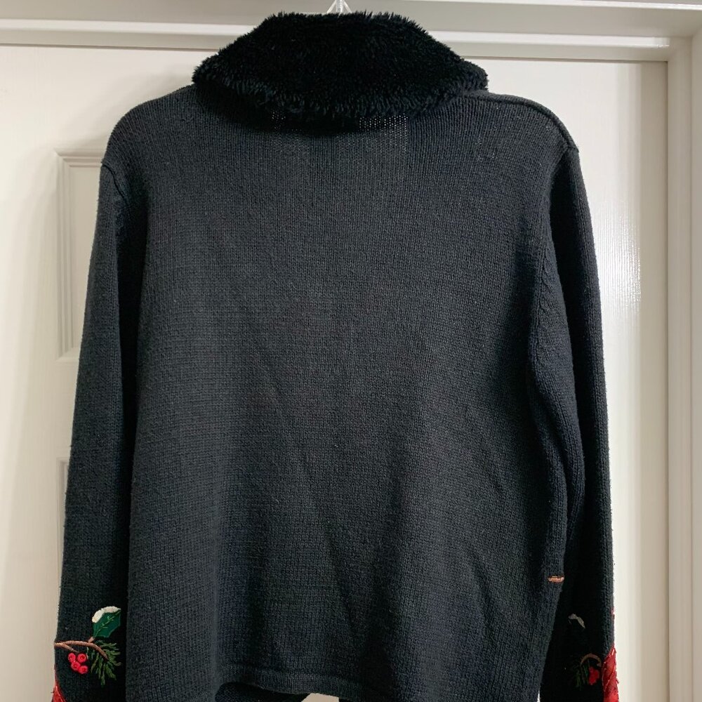 Tiara International Vintage Women's Red Cardinal Sweater, Size M - Picture 3 of 6